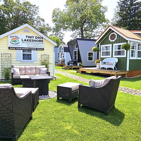 Tiny Digs Lakeshore - Tiny House Lodging Muskegon Exterior photo