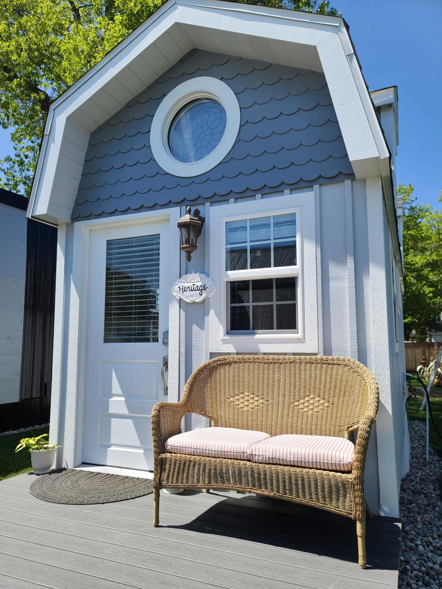 Tiny Digs Lakeshore - Tiny House Lodging Muskegon Exterior photo