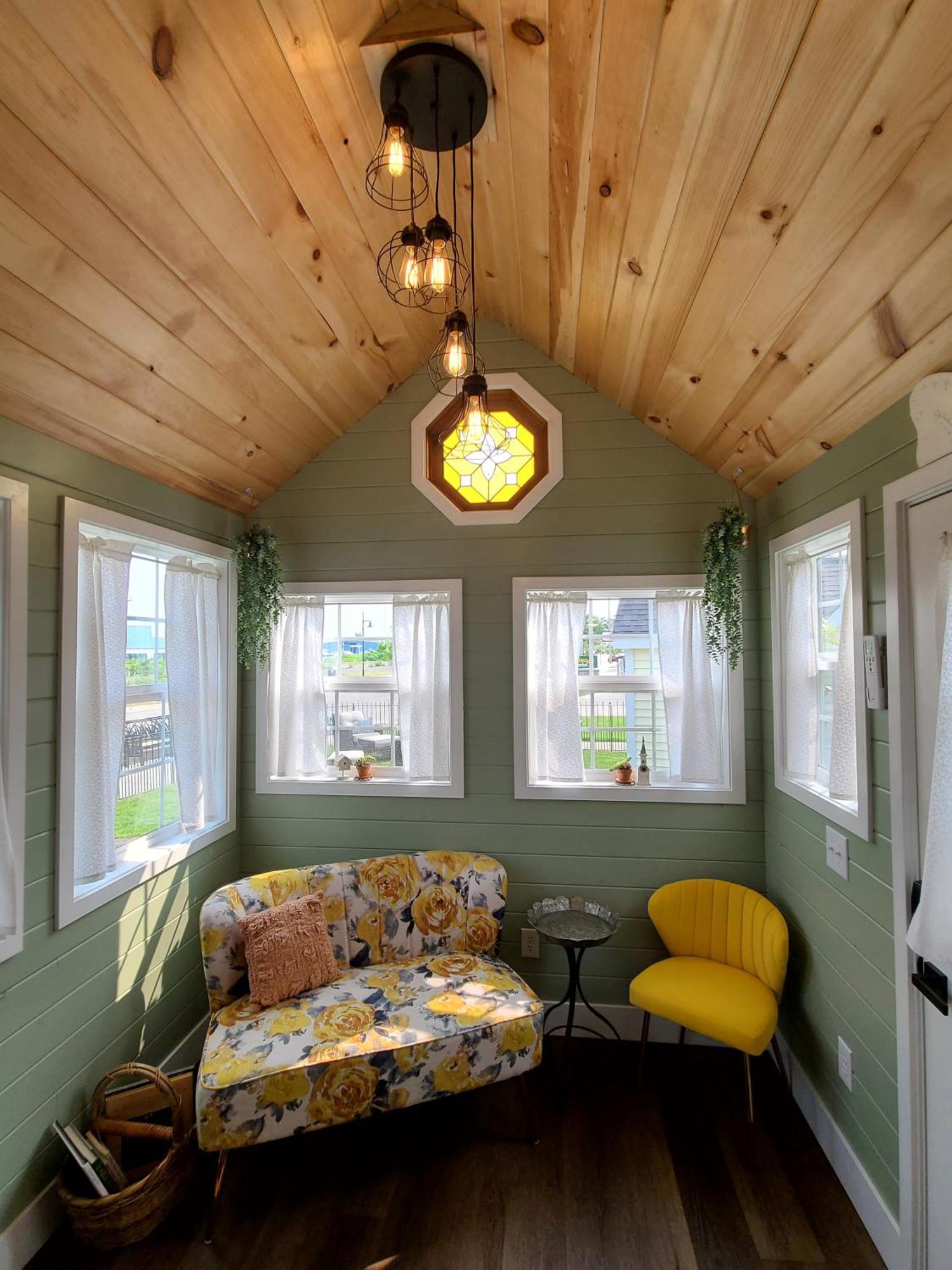 Tiny Digs Lakeshore - Tiny House Lodging Muskegon Exterior photo