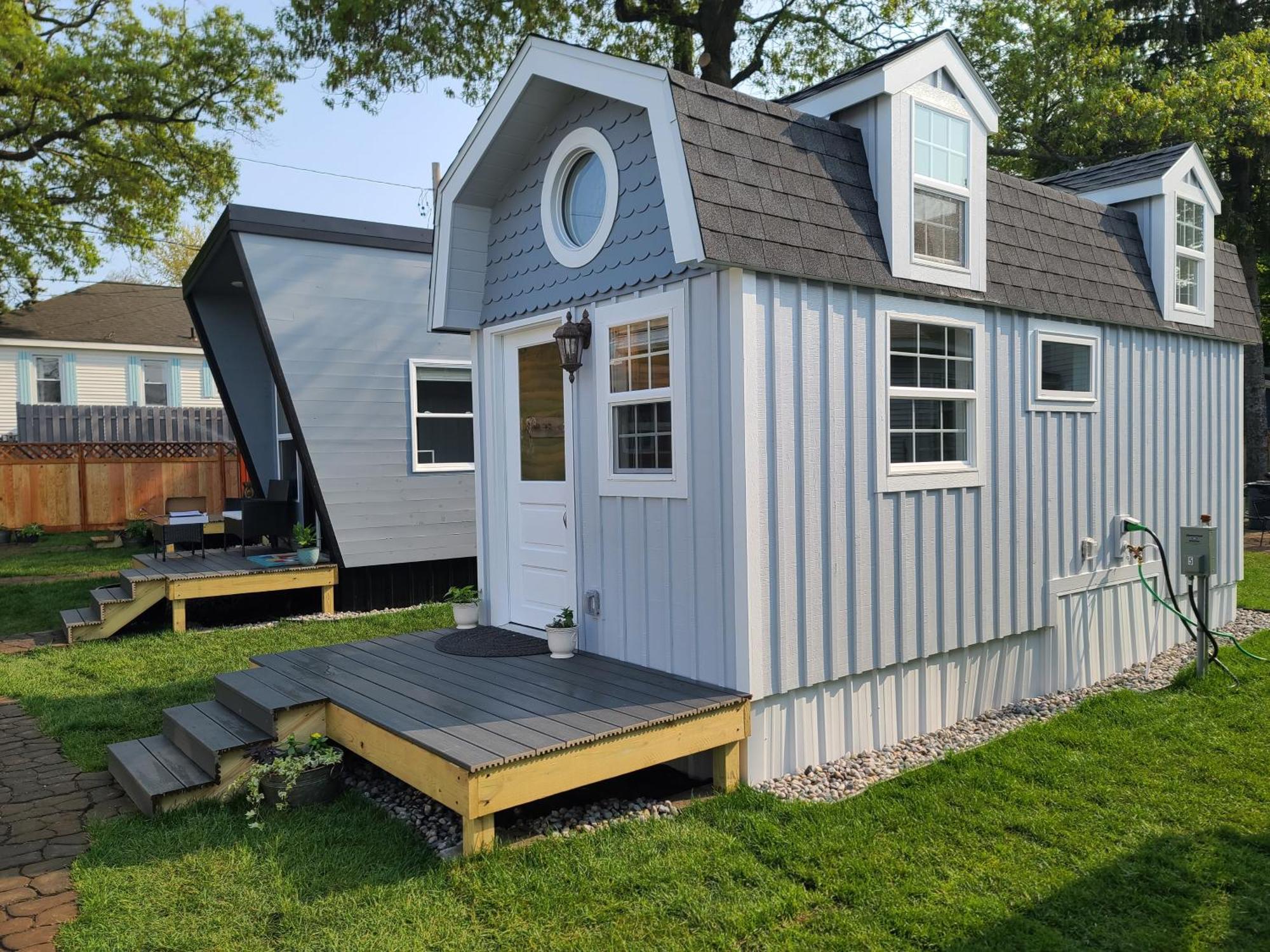 Tiny Digs Lakeshore - Tiny House Lodging Muskegon Exterior photo