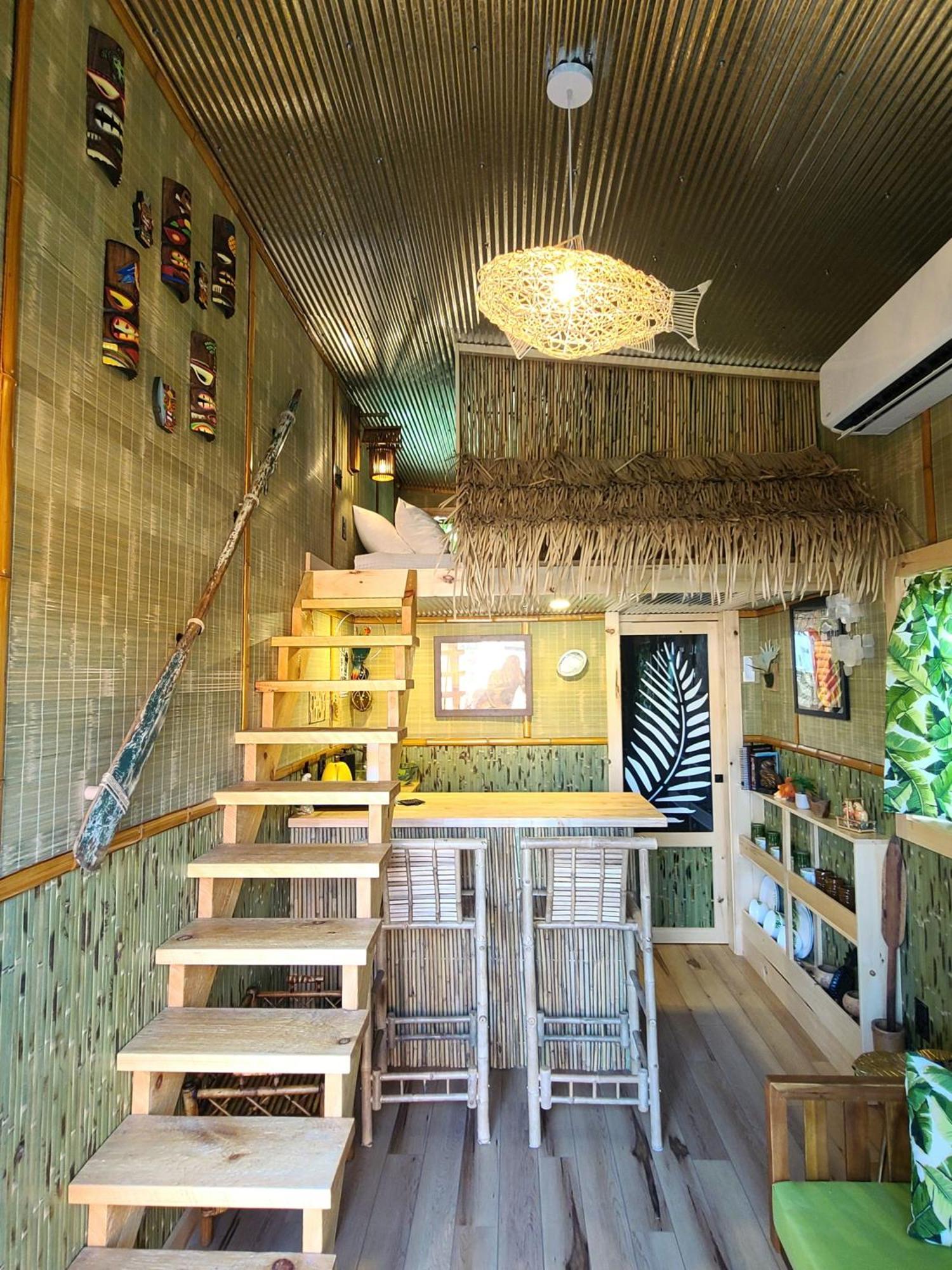 Tiny Digs Lakeshore - Tiny House Lodging Muskegon Room photo