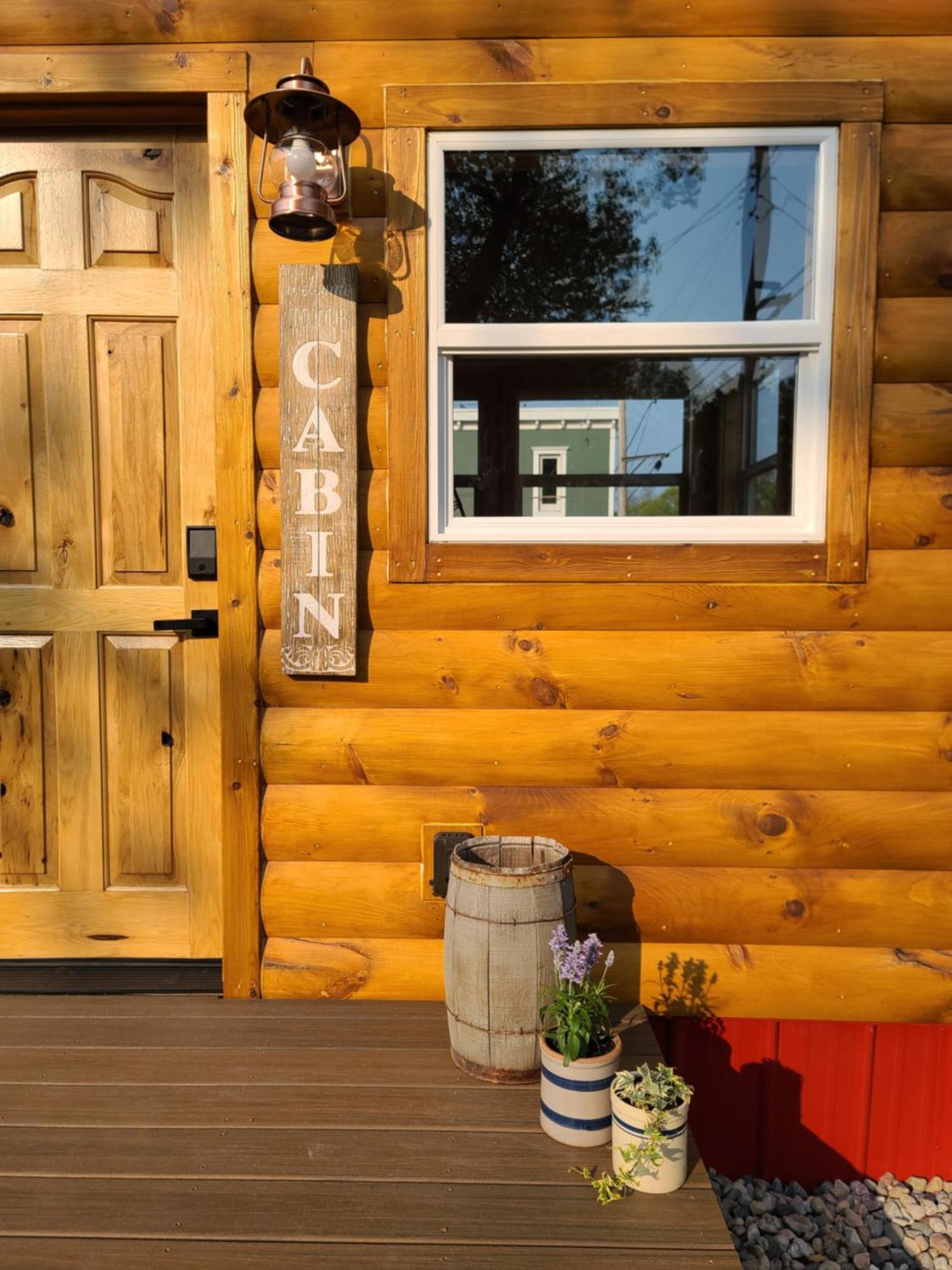 Tiny Digs Lakeshore - Tiny House Lodging Muskegon Exterior photo